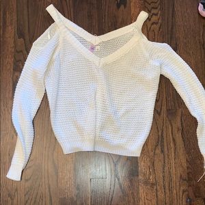 long sleeved shoulder cut out sweater